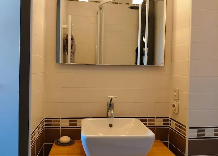 Proche Et Centre, Calme, 4 Pers Апартаменты *